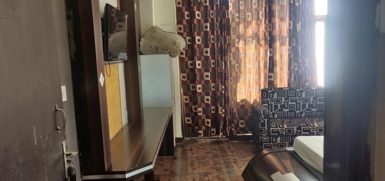 Hotel Shakuntala Katra  Buitenkant foto