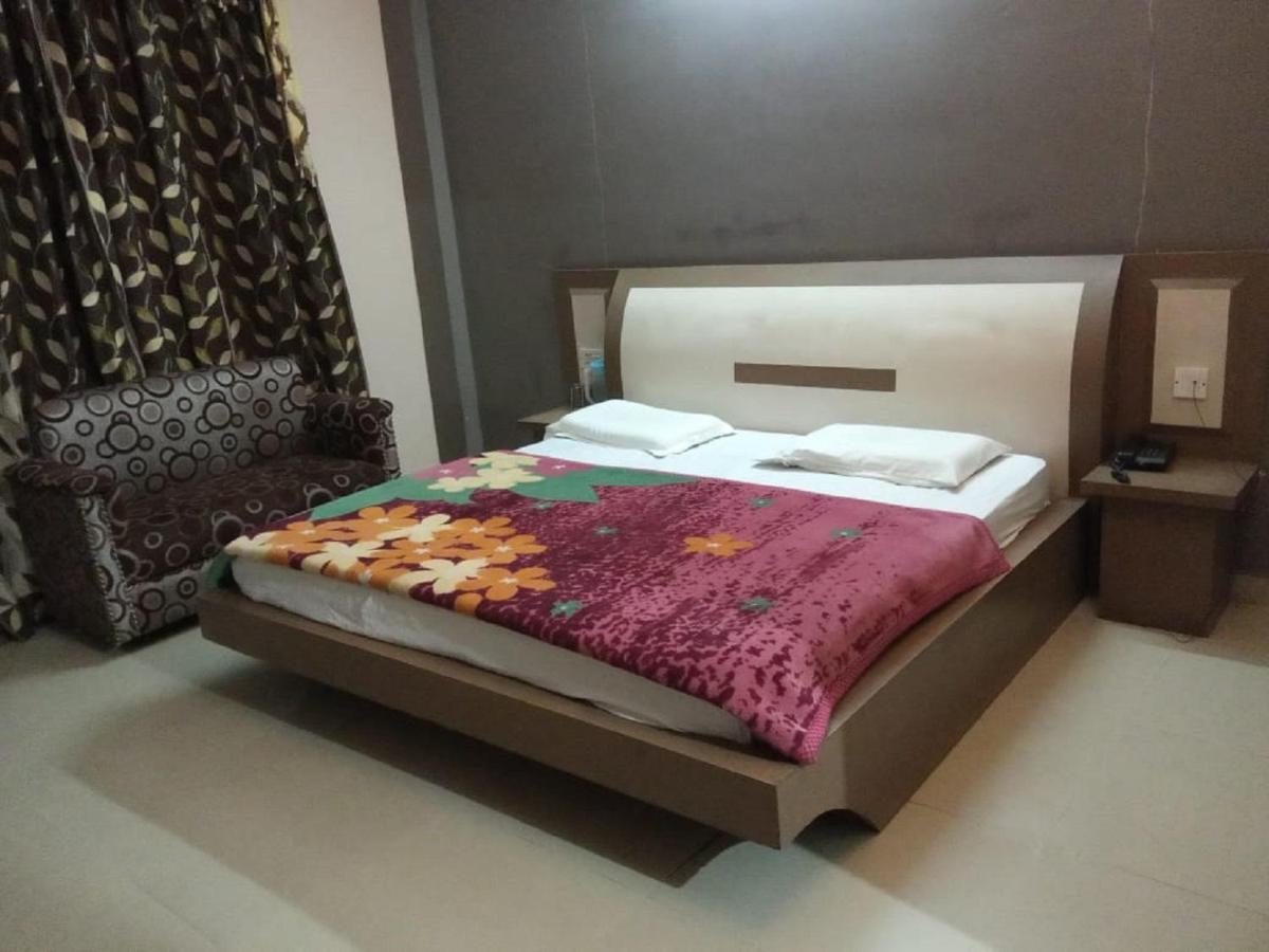 Hotel Shakuntala Katra  Buitenkant foto