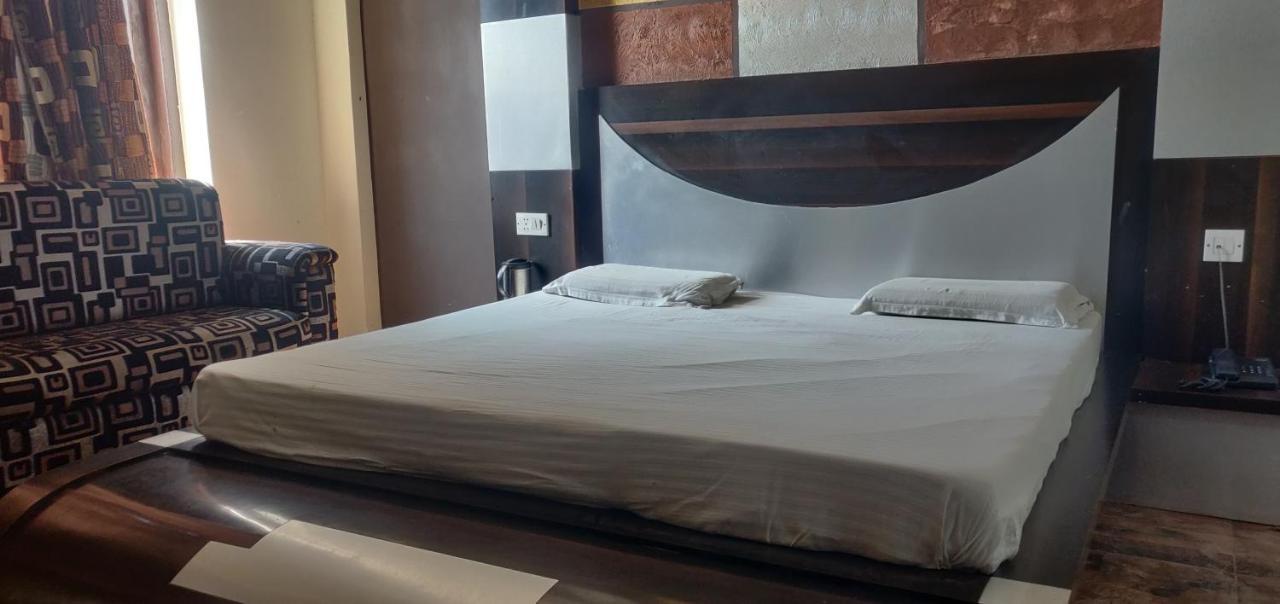 Hotel Shakuntala Katra  Buitenkant foto