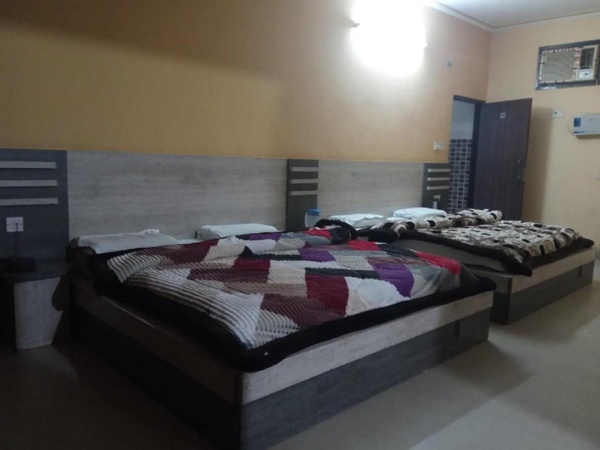Hotel Shakuntala Katra  Buitenkant foto
